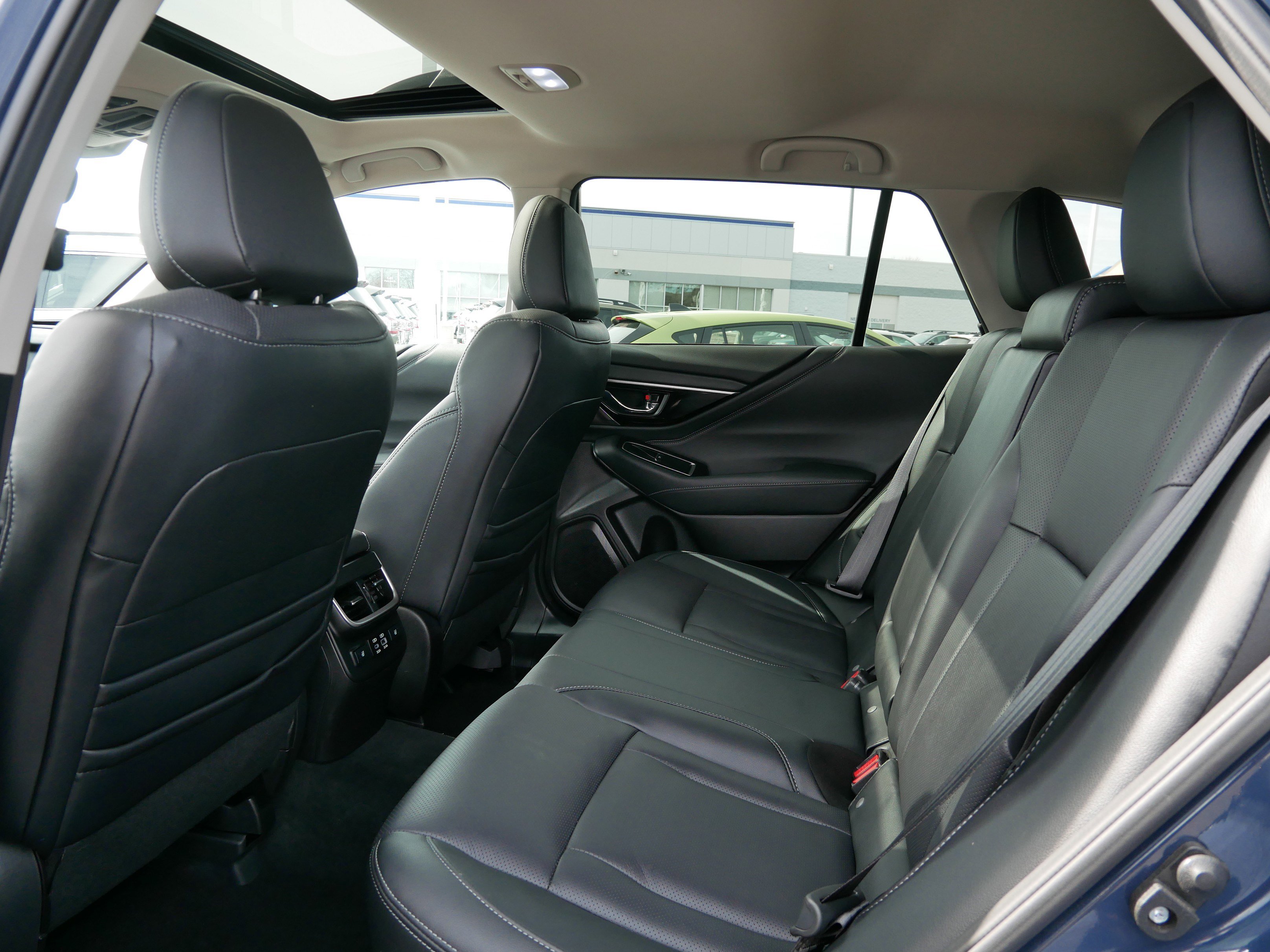 Certified 2023 Subaru Outback Limited image 33