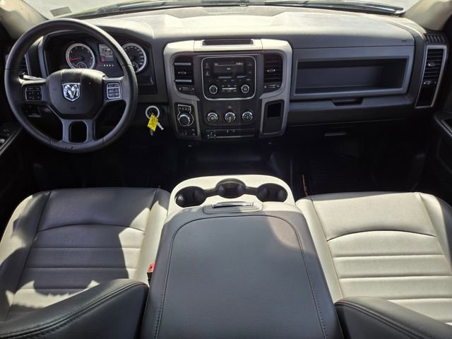 Used 2020 RAM 1500 Tradesman w/ Chrome Appearance Group AWD/4WD image 12