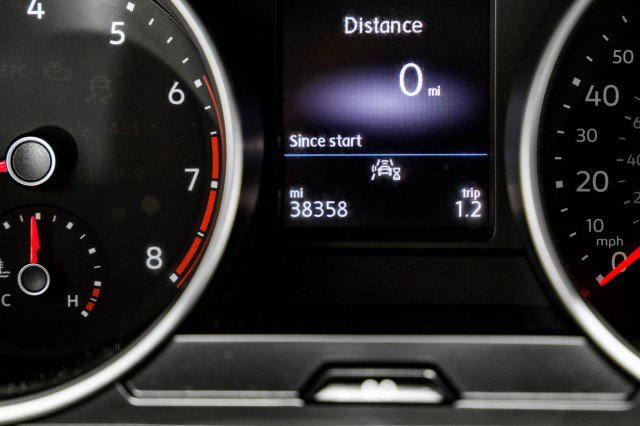 Used 2021 Volkswagen Tiguan SE R-Line AWD/4WD image 19
