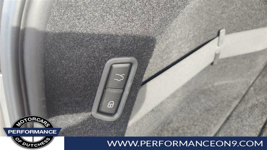 Used 2019 Maserati Levante image 18