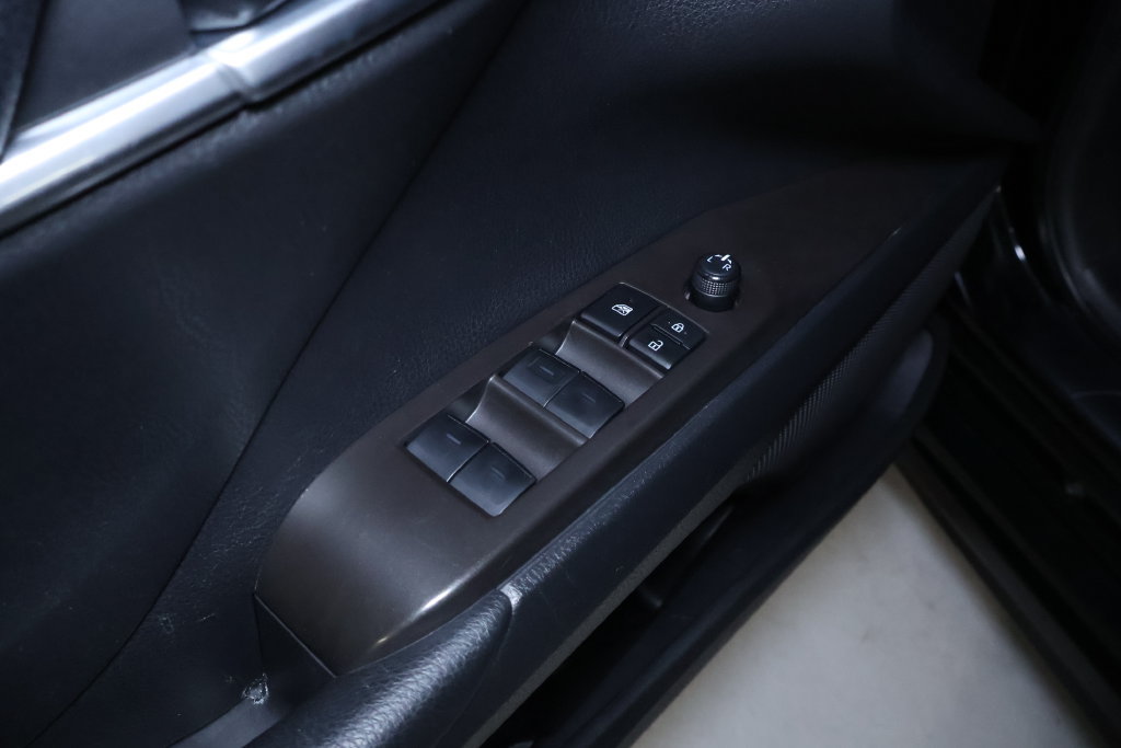 Used 2024 Toyota Camry SE AWD/4WD image 13