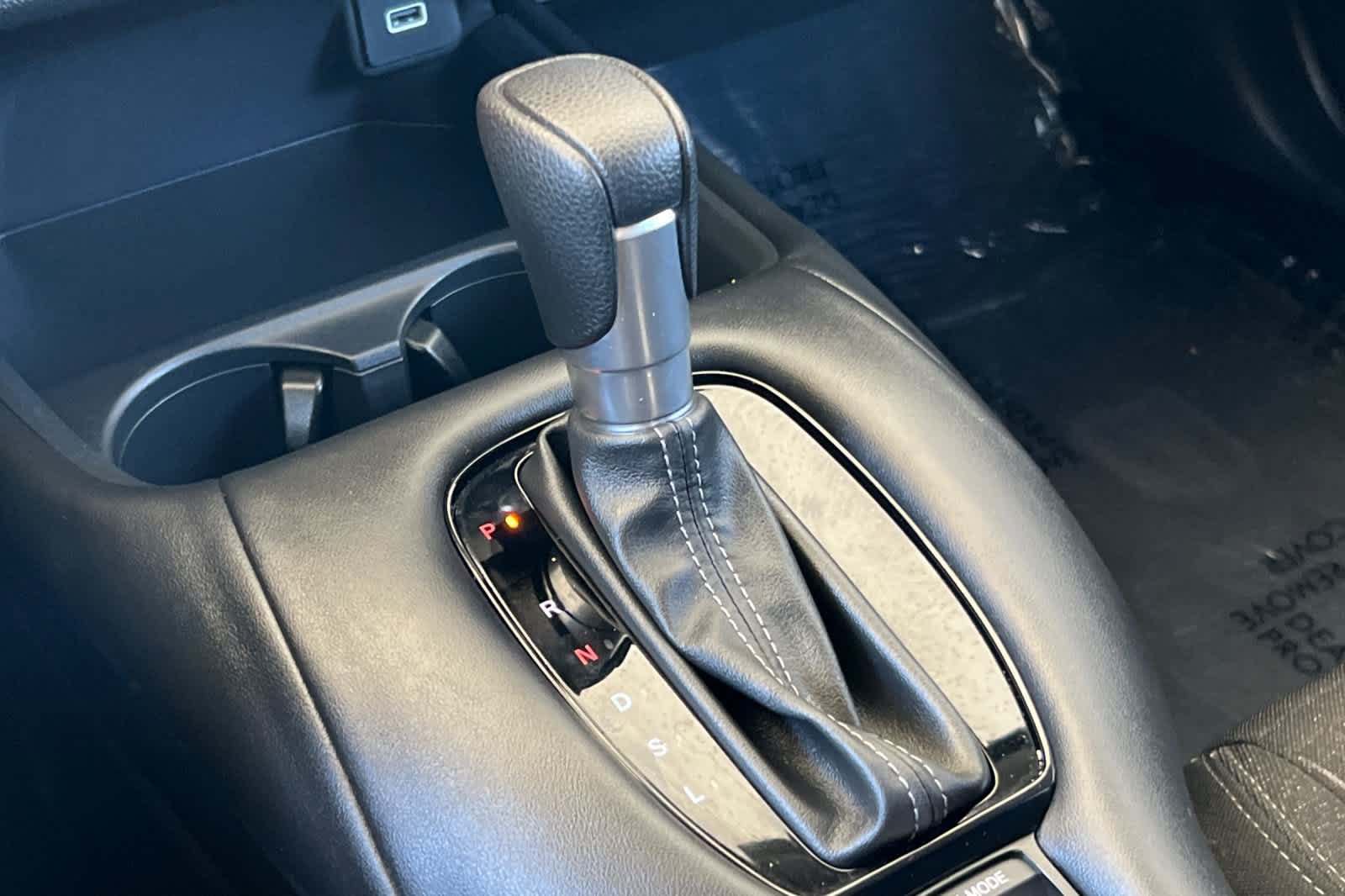 Used 2025 Honda HR-V LX image 22
