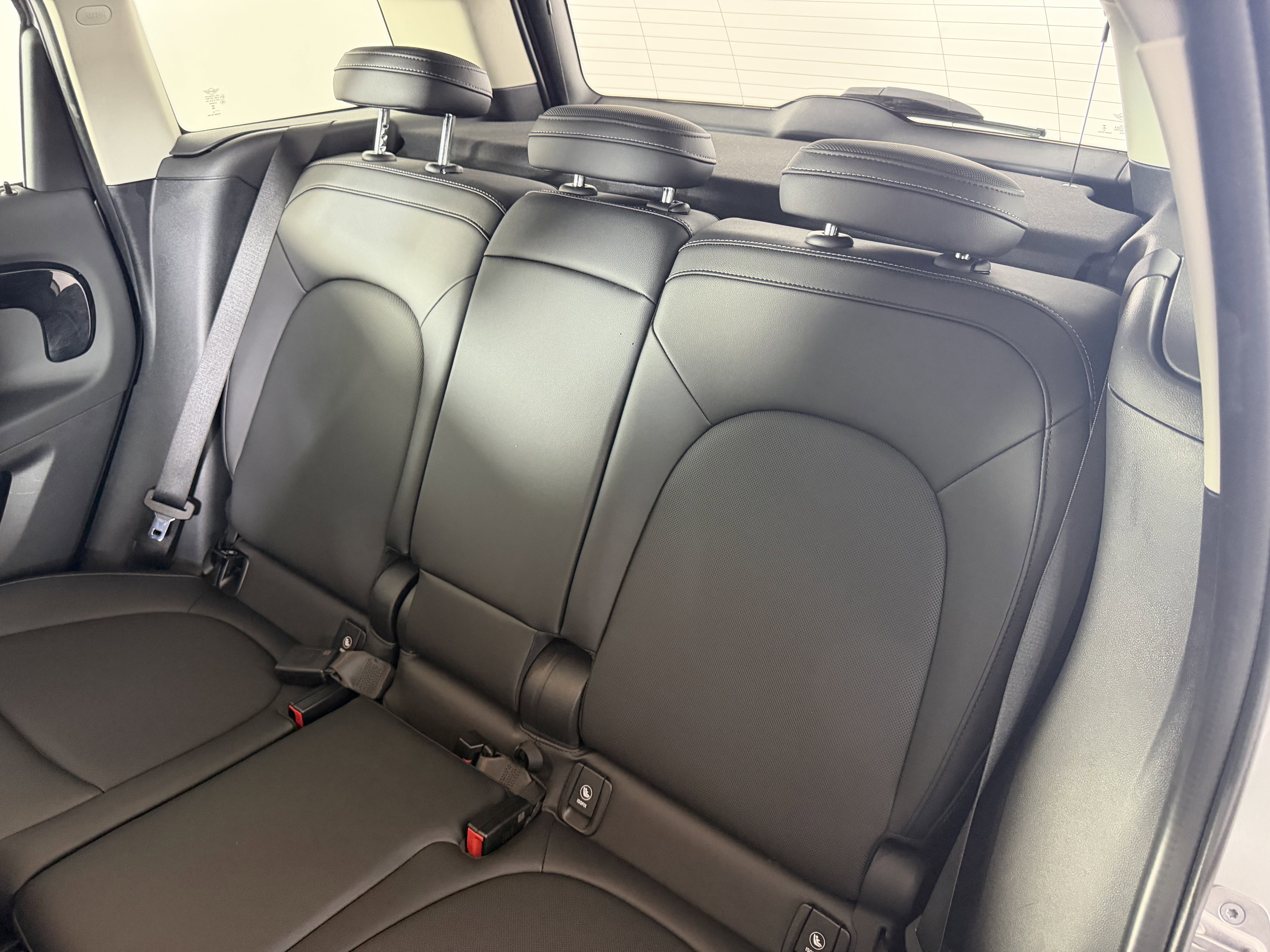 Used 2024 MINI Cooper Countryman S FWD image 16