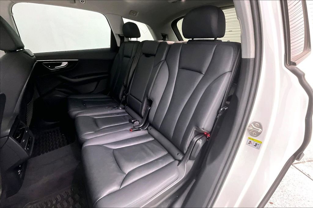 Used 2020 Audi Q7 2.0T Premium image 32