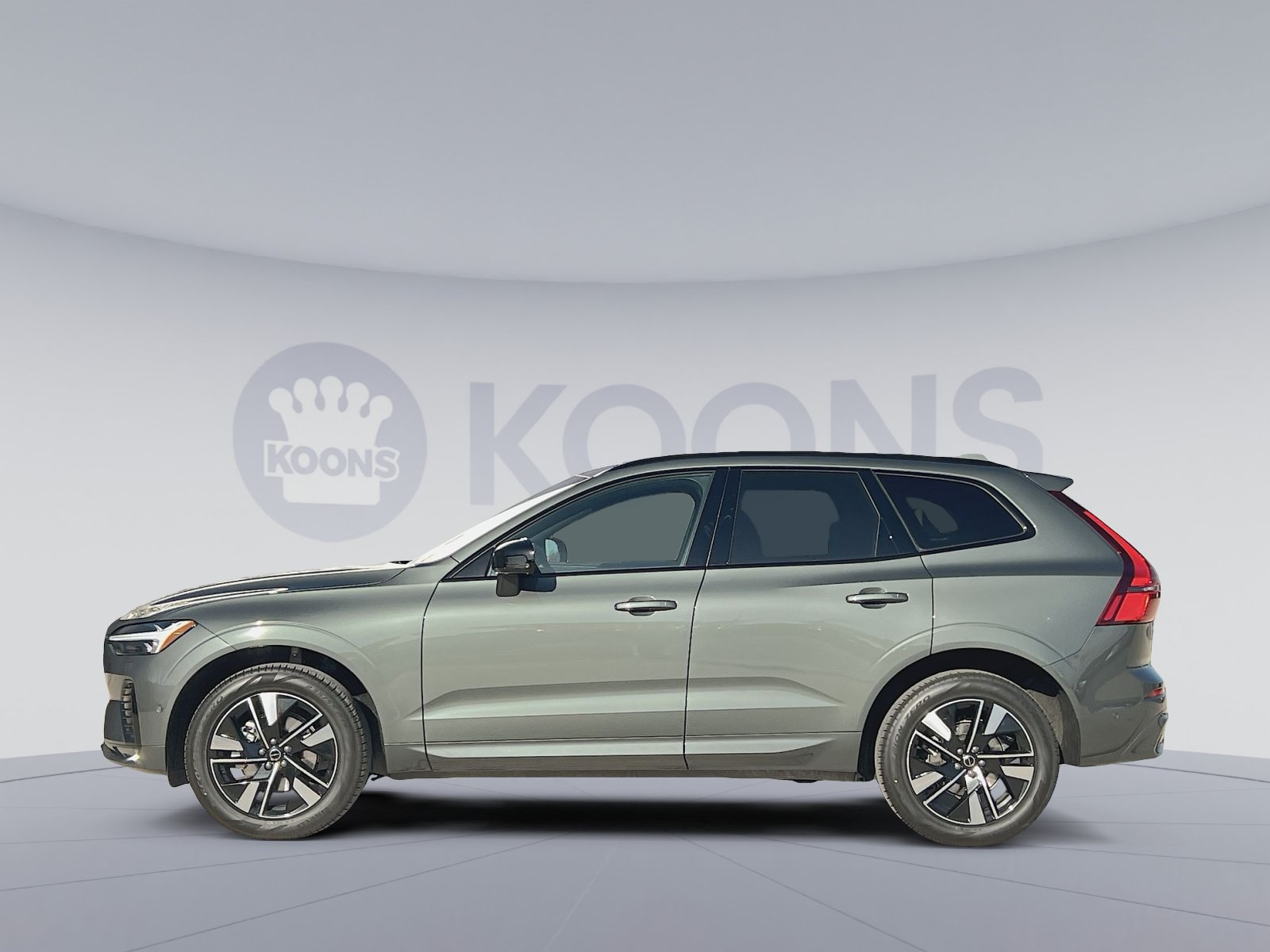 New 2026 Volvo XC60 B5 Plus w/ Protection Package Premier AWD/4WD image 2