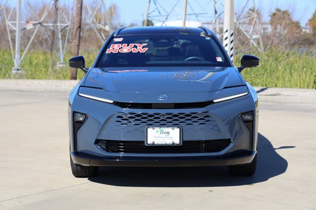 Certified 2025 Toyota Crown Signia w/ Advanced Technology Package video 2