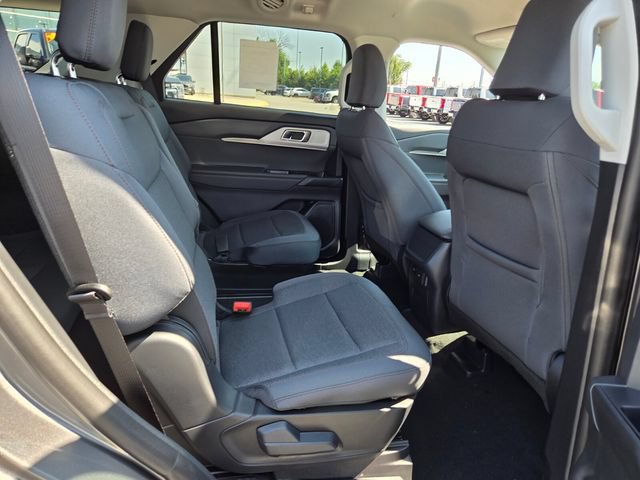 New 2026 Ford Explorer Active RWD image 38