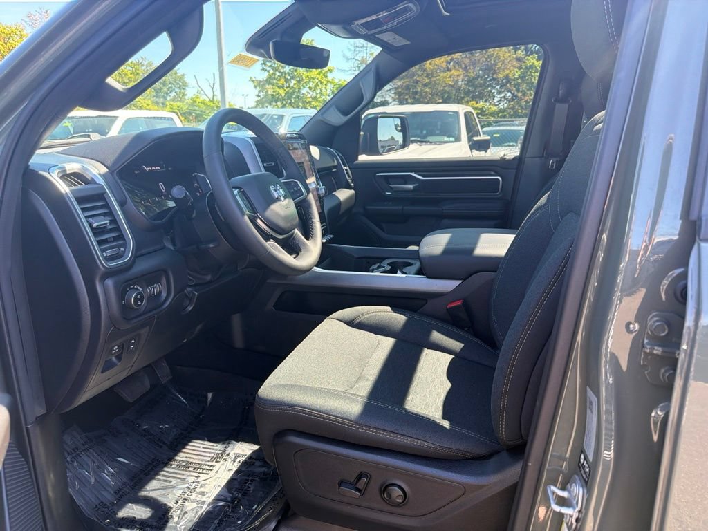 Used 2026 RAM 1500 Big Horn AWD/4WD image 12