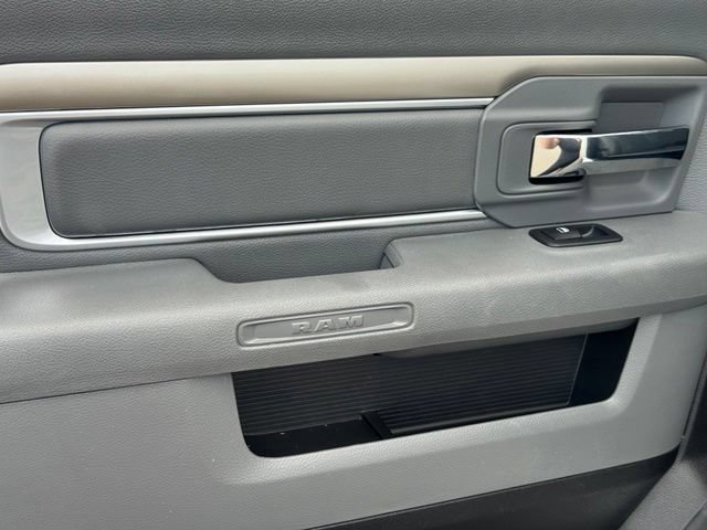 Certified 2019 RAM 1500 Classic SLT AWD/4WD image 17
