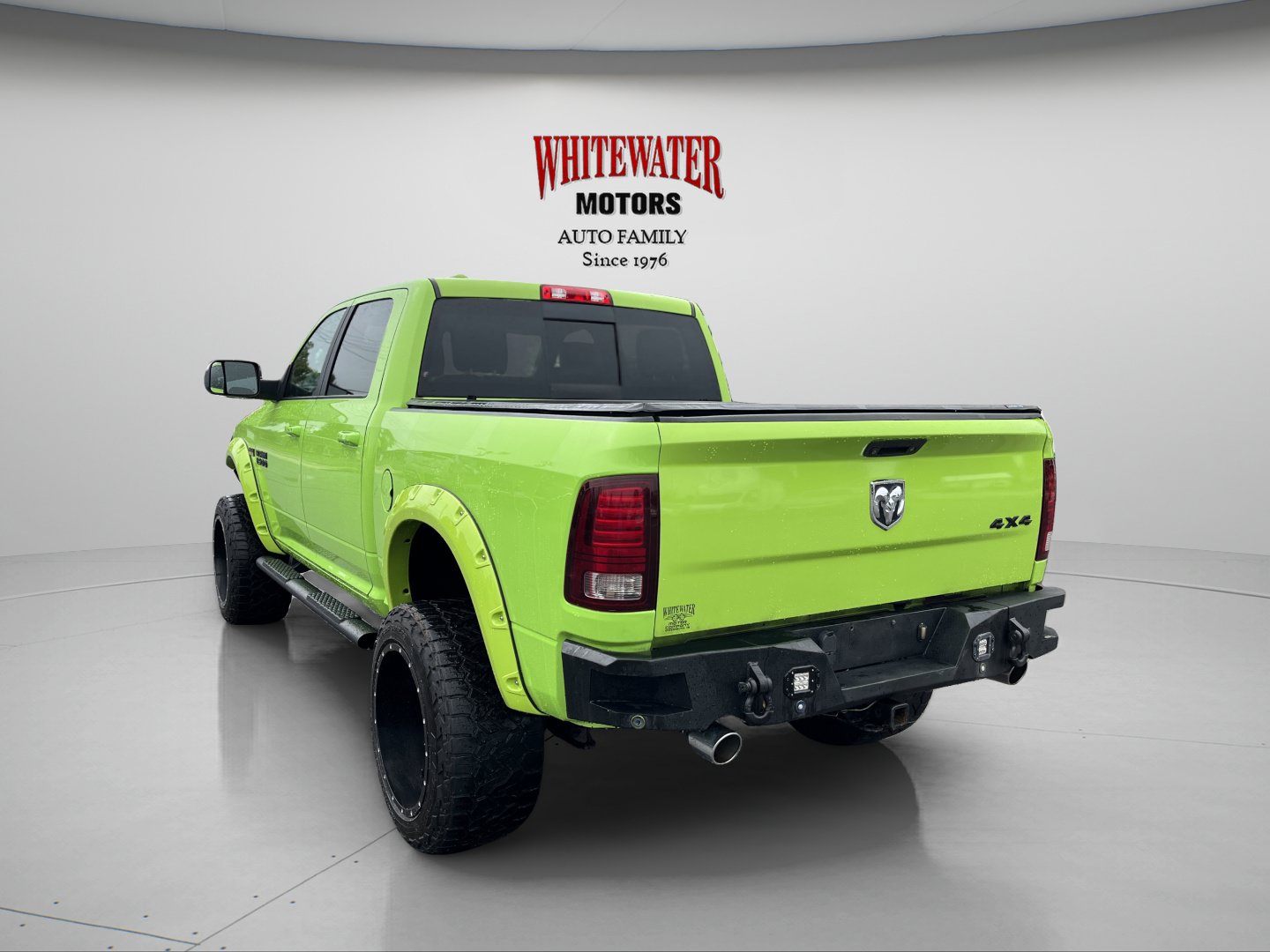 Used 2017 RAM 1500 Sport w/ Sublime Green Sport Package AWD/4WD image 7