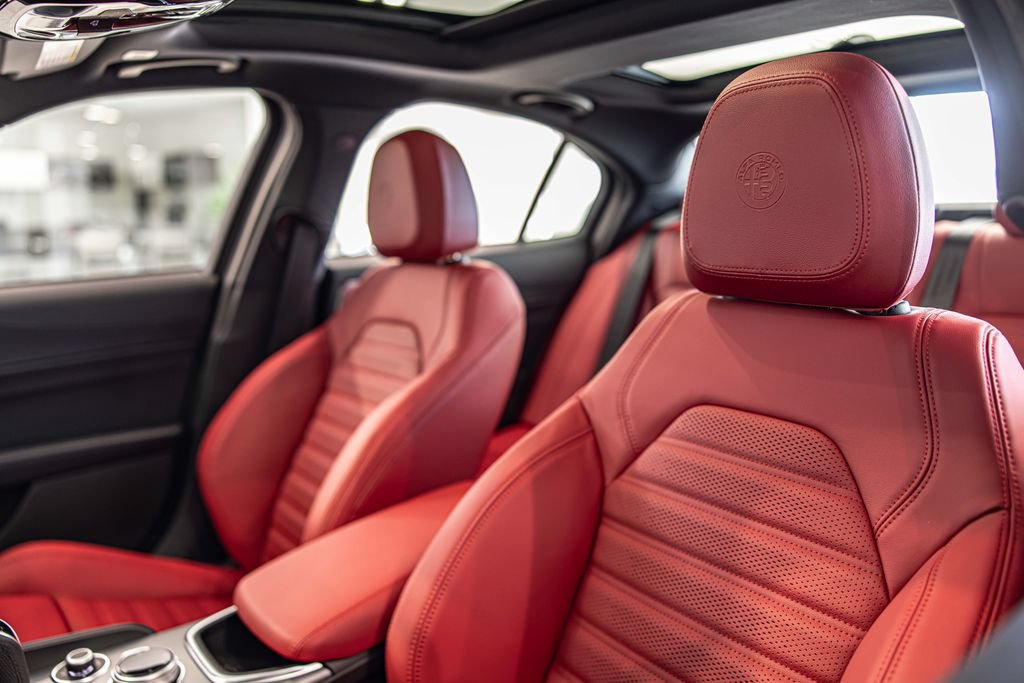 New 2026 Alfa Romeo Giulia AWD w/ Driving Assist Package image 18