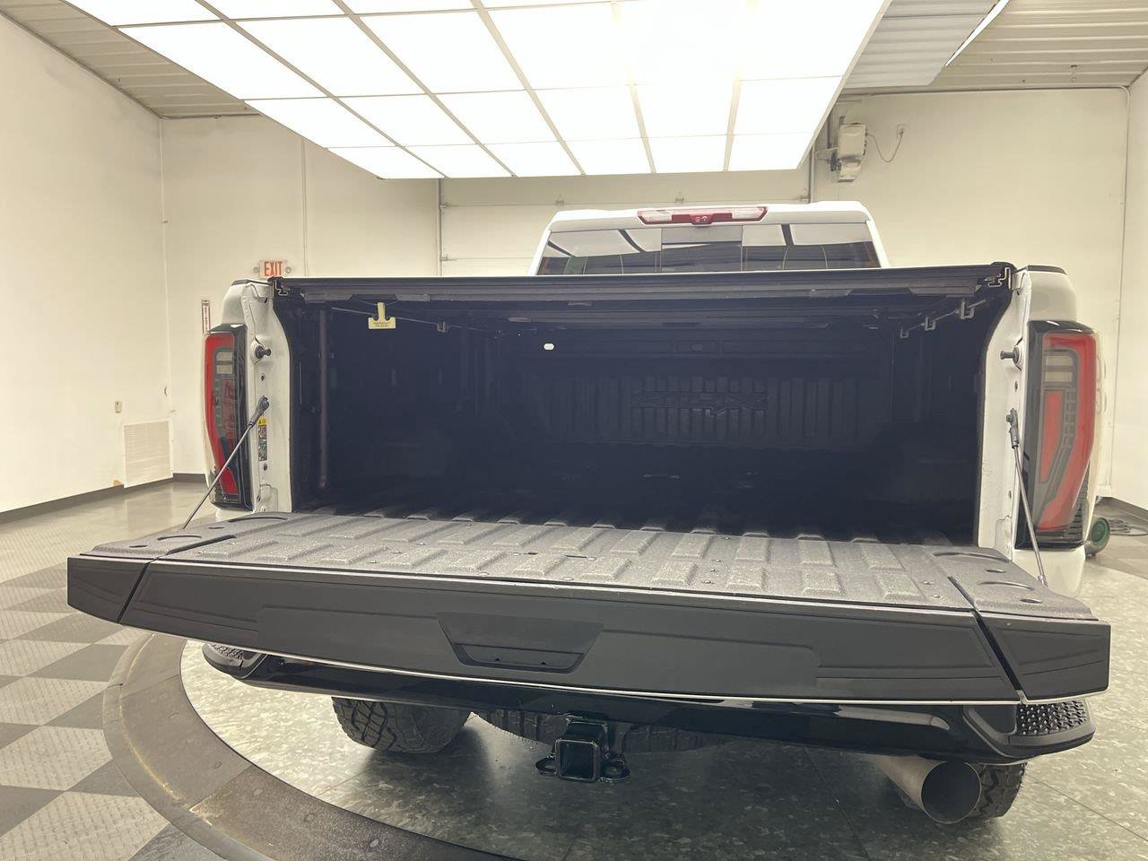 Used 2024 GMC Sierra 2500 AT4X AWD/4WD image 5