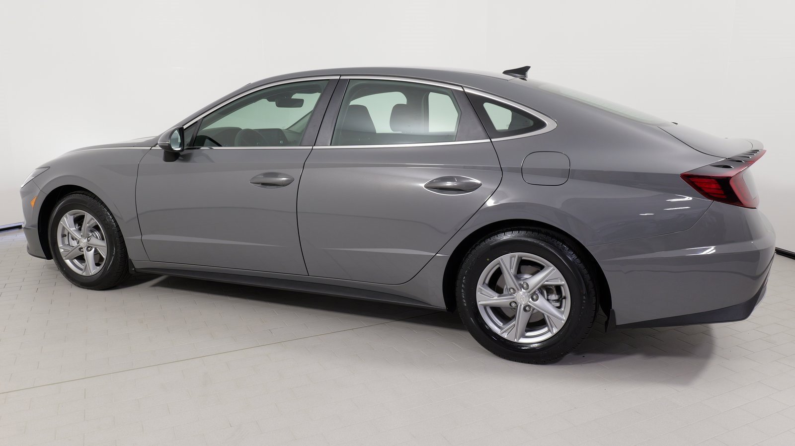 Used 2023 Hyundai Sonata SE image 29