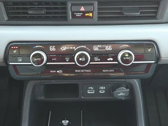 Used 2024 Honda Pilot Touring image 36