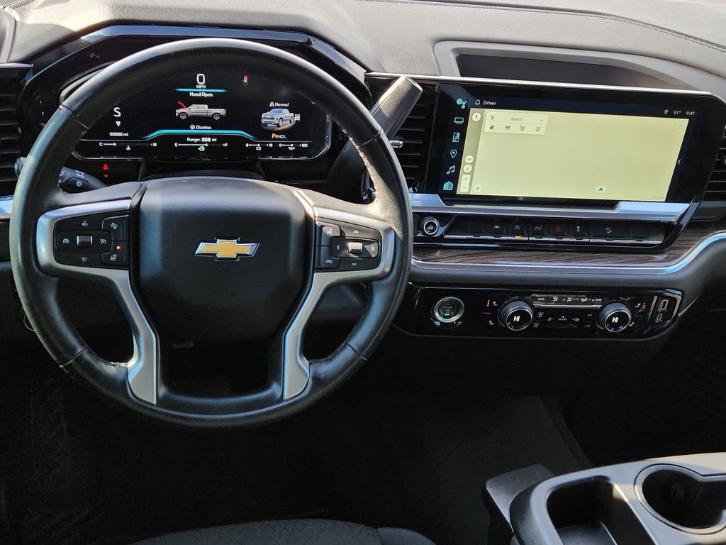 Used 2024 Chevrolet Silverado 1500 LT w/ Z71 Off-Road Package AWD/4WD image 9