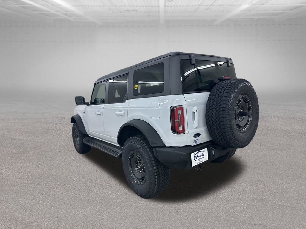 New 2025 Ford Bronco Outer Banks w/ Sasquatch Package AWD/4WD image 7
