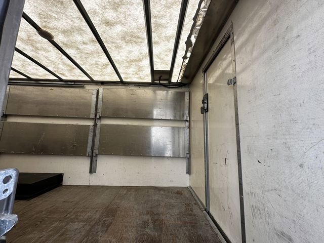 Used 2022 Chevrolet Express 3500 w/ Power Convenience Package image 36