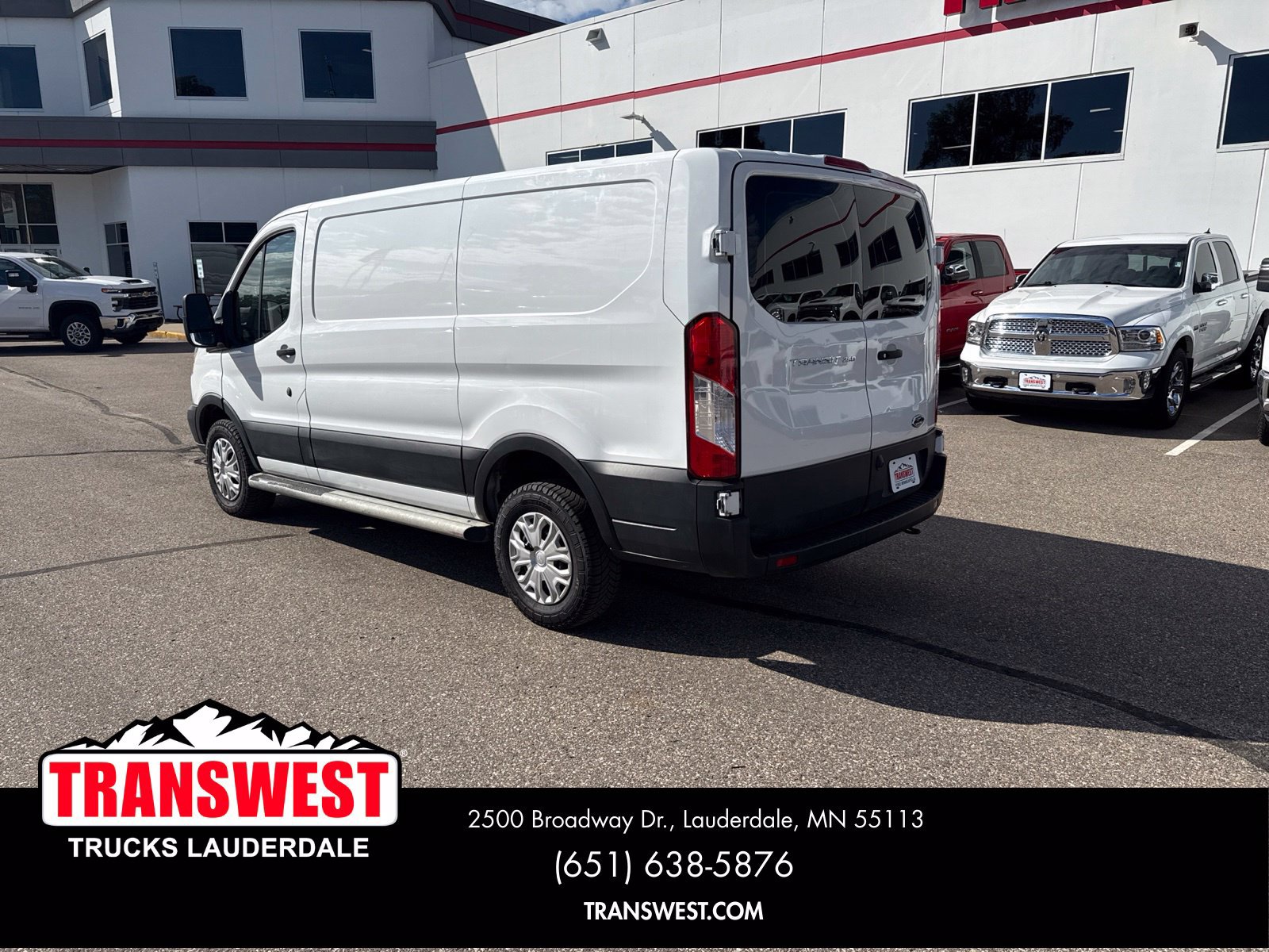 Used 2019 Ford Transit 250 130 Low Roof w/ Exterior Upgrade Package RWD image 3