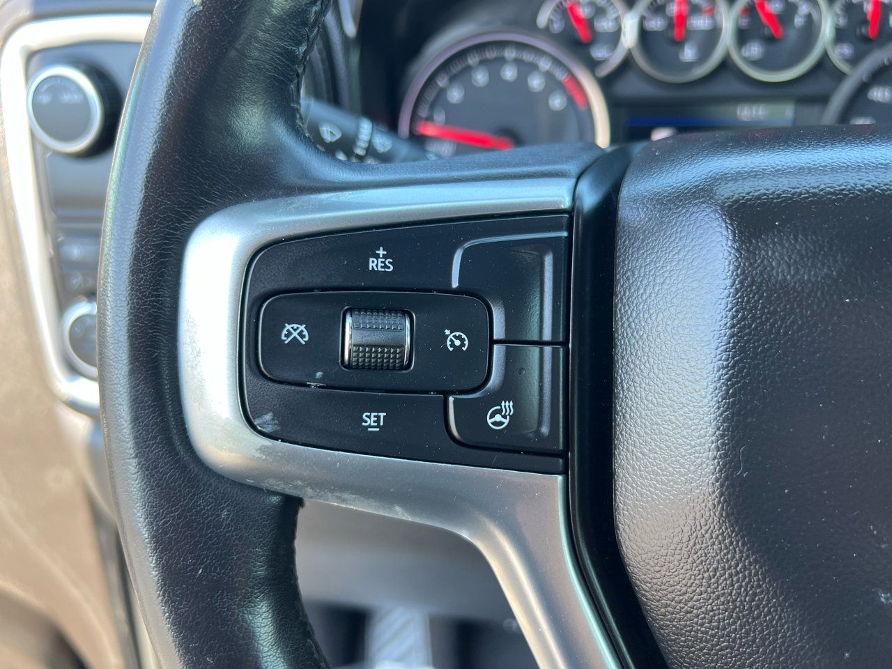 Used 2020 Chevrolet Silverado 1500 LTZ w/ LTZ Texas Edition image 48