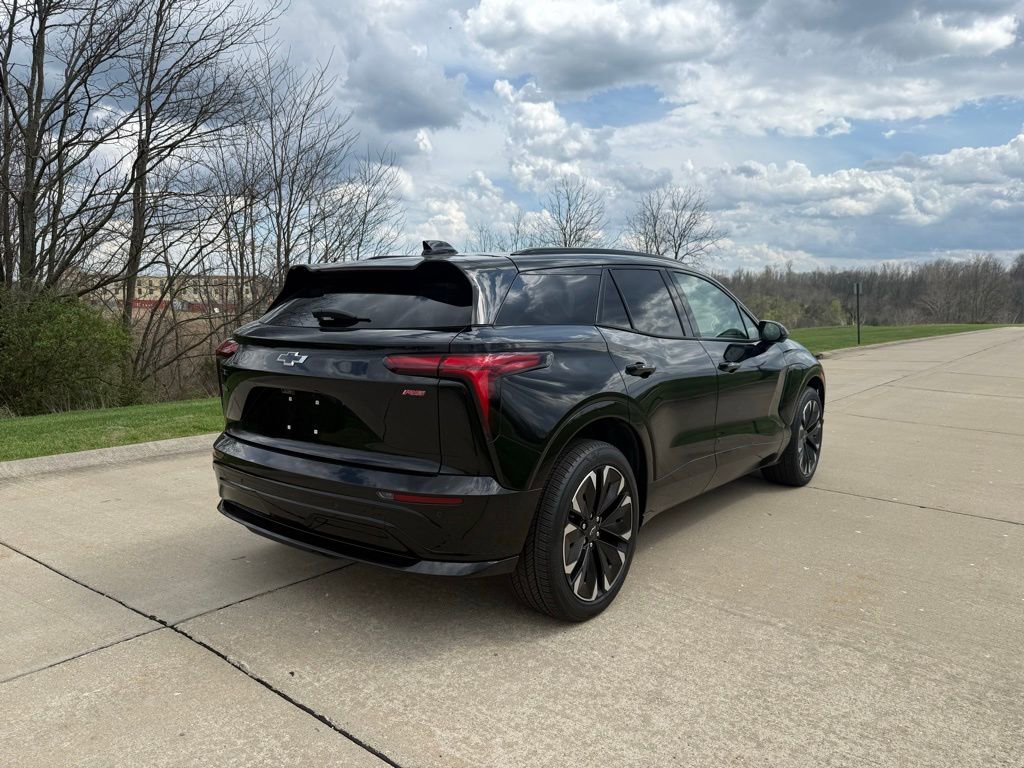 Used 2024 Chevrolet Blazer EV RS image 3