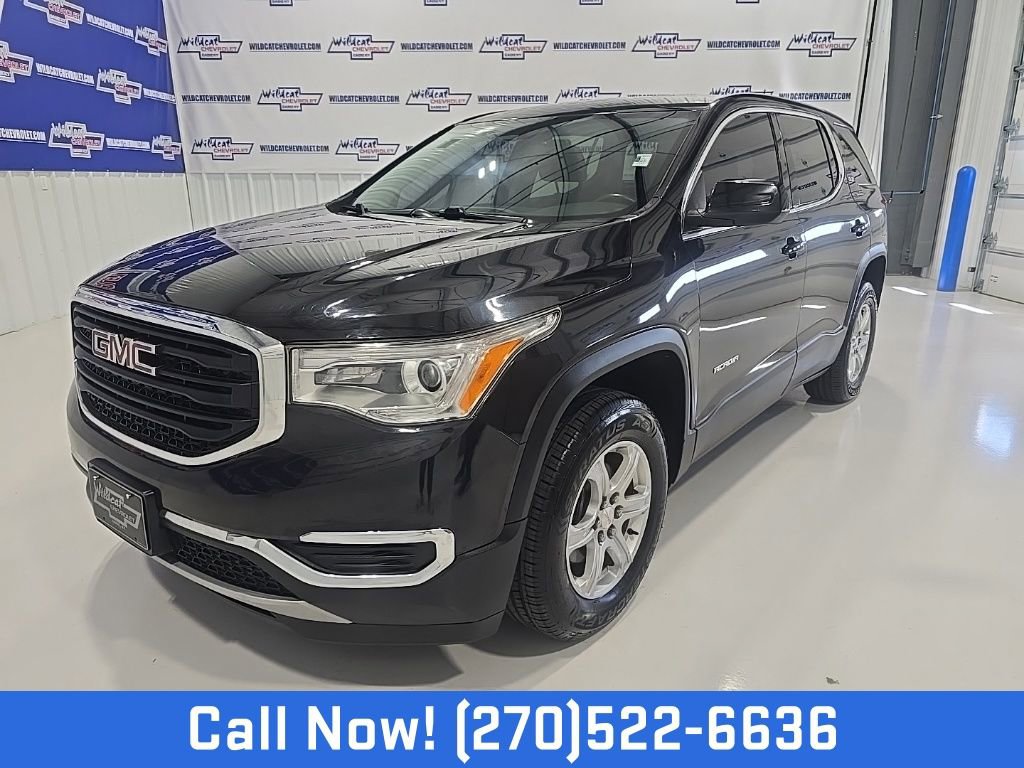 Used 2017 GMC Acadia SLE image 1