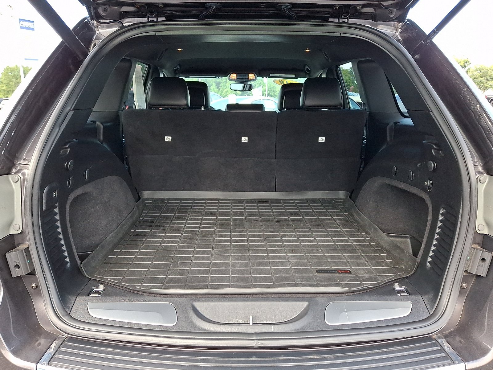 Used 2019 Jeep Grand Cherokee Limited AWD/4WD image 30