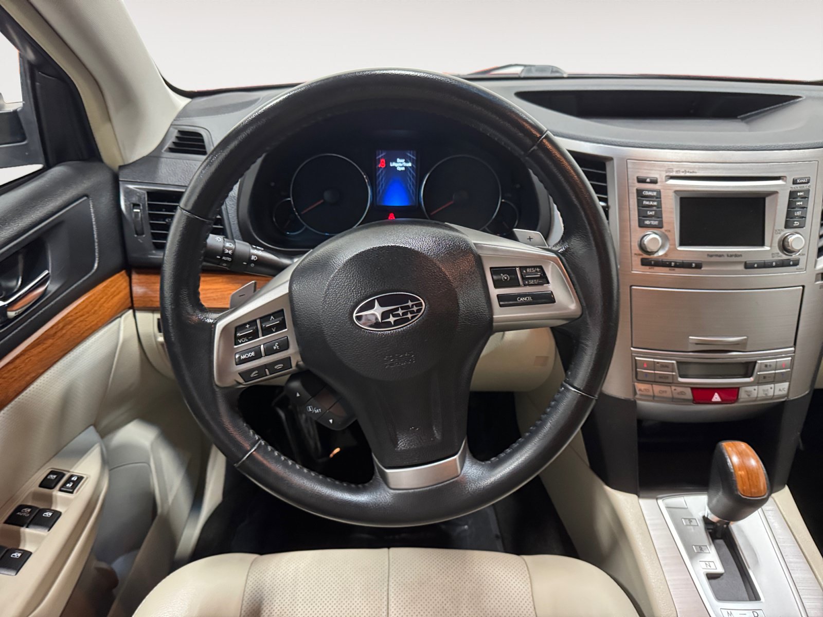 Used 2014 Subaru Outback 2.5i Limited AWD/4WD image 15