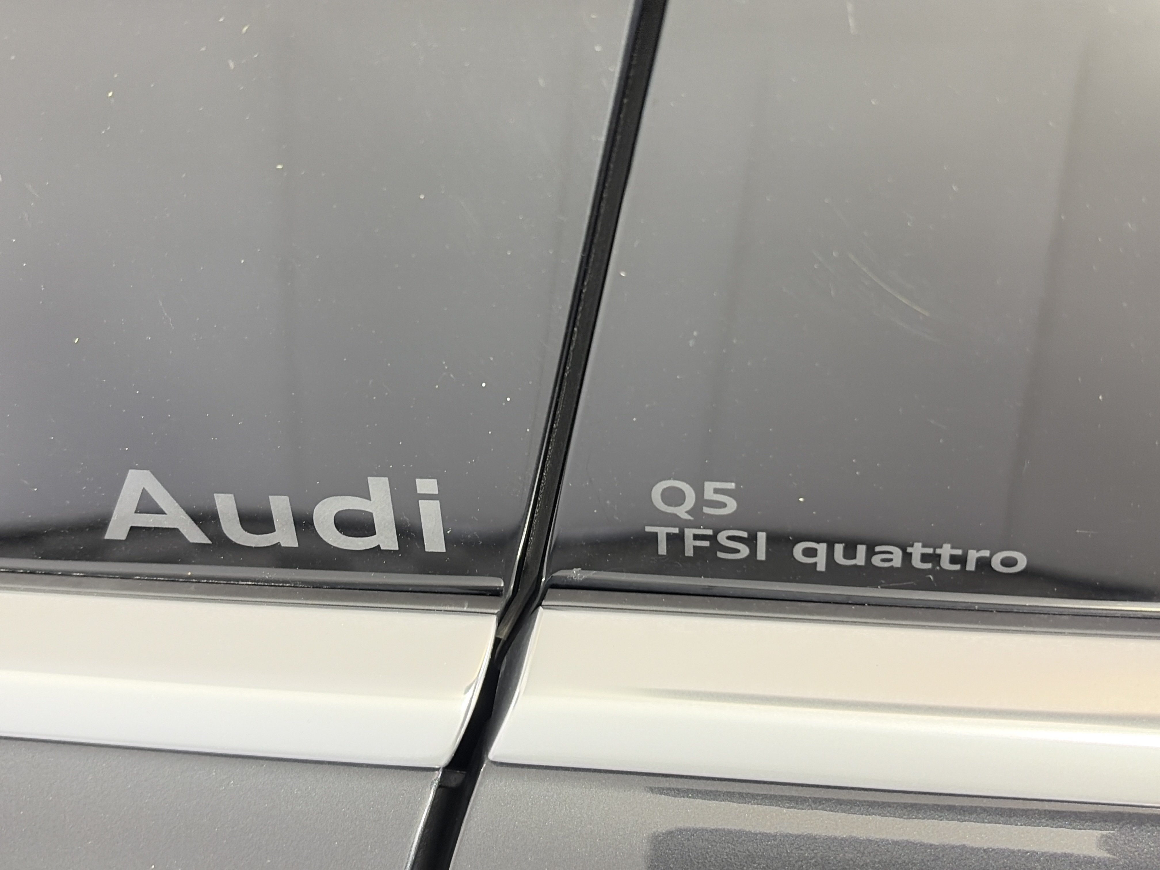 Used 2025 Audi Q5 Premium Plus w/ Premium Plus AWD/4WD image 18