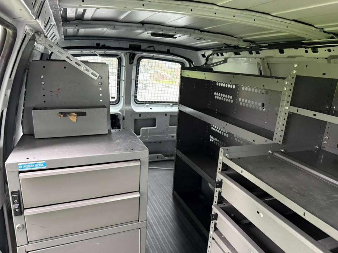 Used 2013 Chevrolet Express 2500 image 20