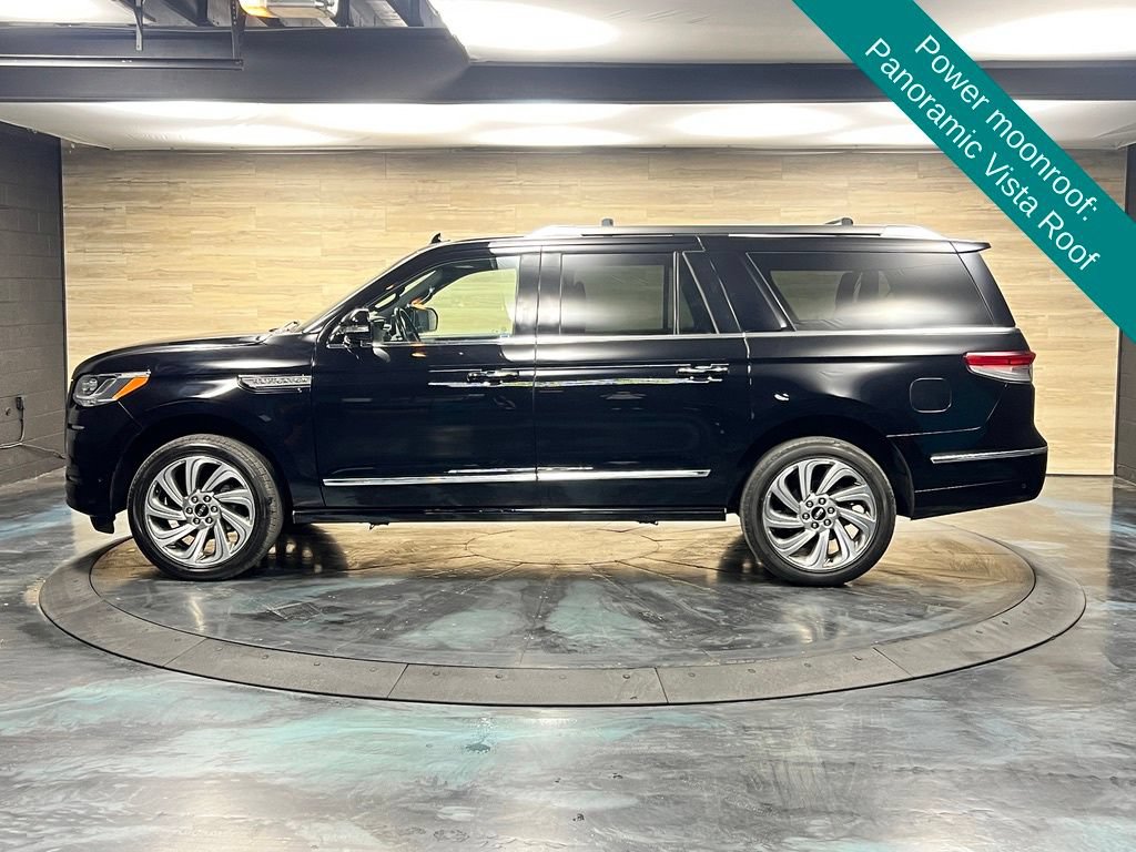 Used 2023 Lincoln Navigator L Reserve AWD/4WD image 14