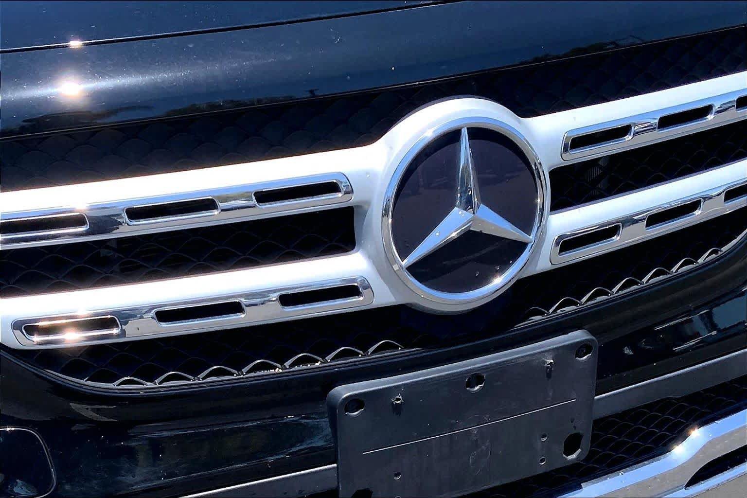 Used 2021 Mercedes-Benz GLB 250 4MATIC image 29