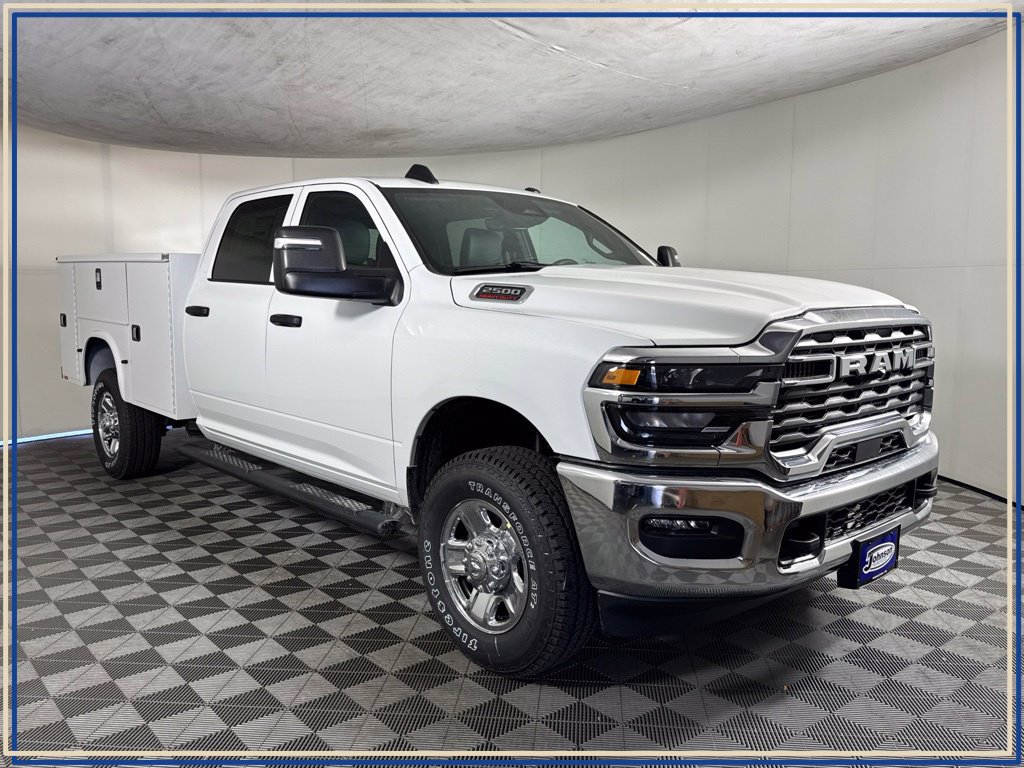 New 2026 RAM 2500 Tradesman AWD/4WD image 4