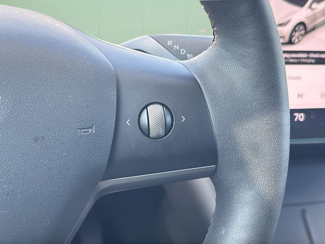 Used 2021 Tesla Model Y Long Range image 27