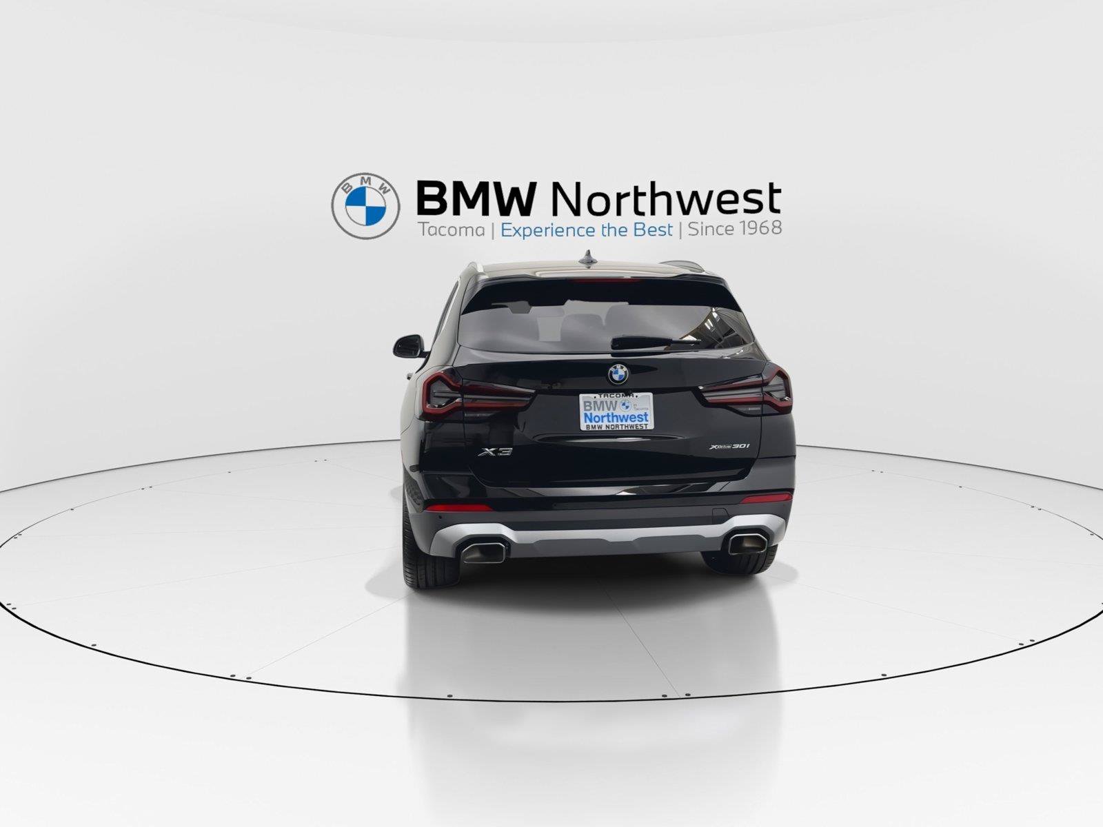 Used 2023 BMW X3 xDrive30i w/ Premium Package AWD/4WD image 2