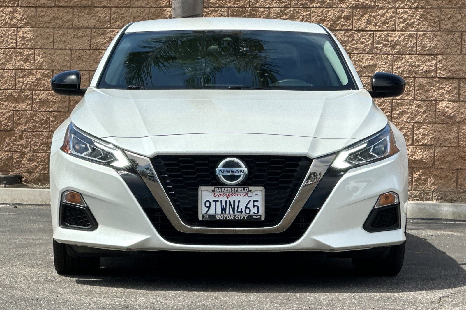 Used 2022 Nissan Altima 2.5 SR FWD image 9
