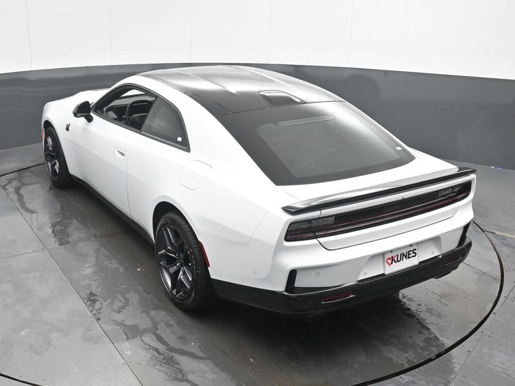 New 2026 Dodge Charger Scat Pack w/ Blacktop Package AWD/4WD image 35