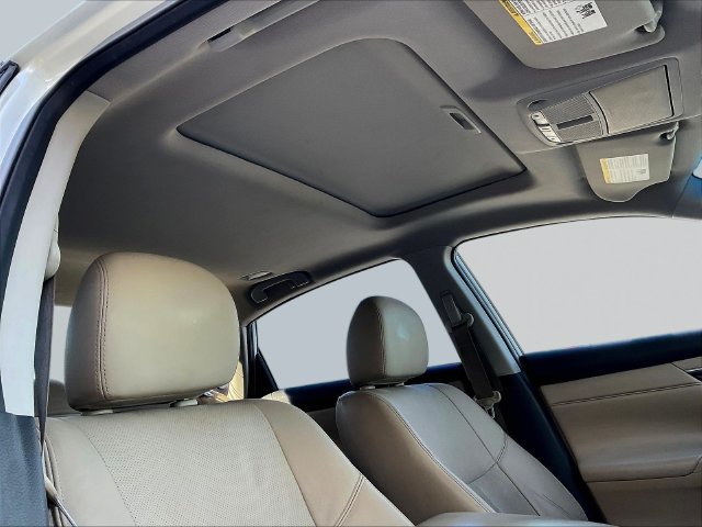 Used 2015 Nissan Altima 3.5 SL FWD image 29