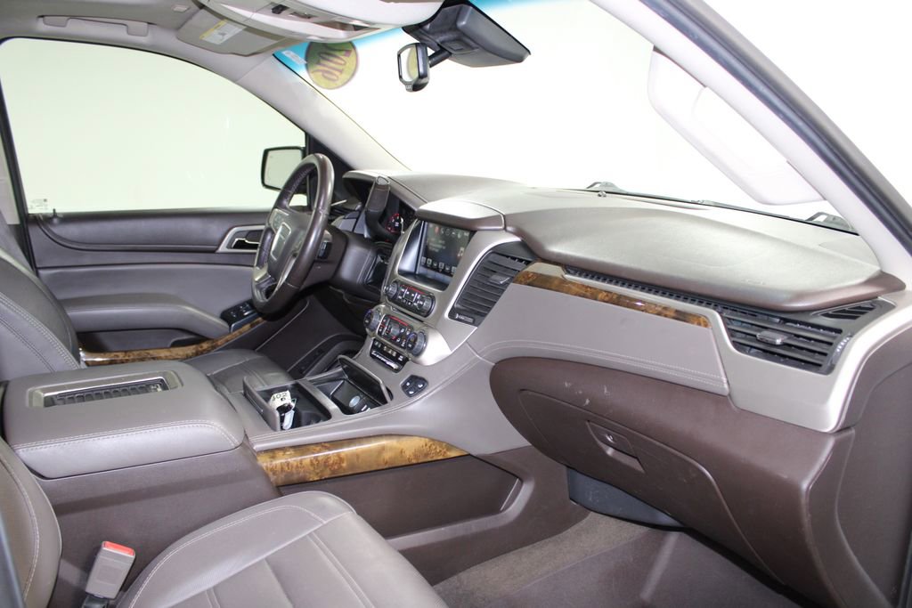 Used 2016 GMC Yukon Denali w/ Open Road Package image 31