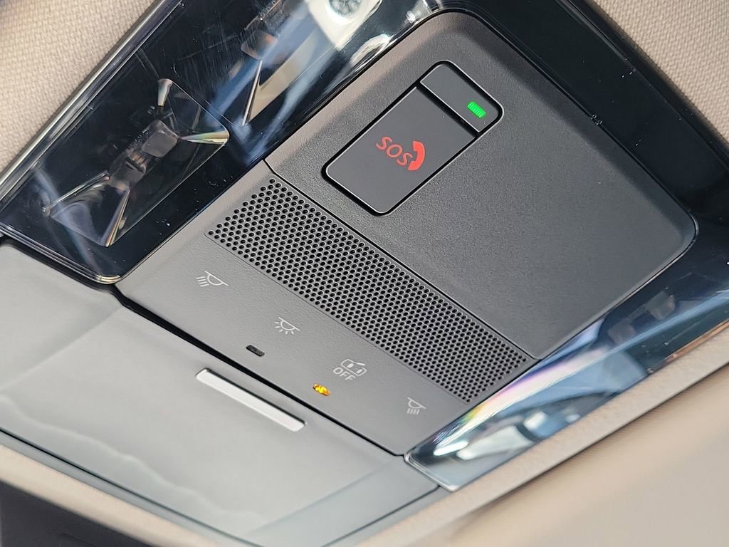 New 2025 Mitsubishi Outlander SE image 22