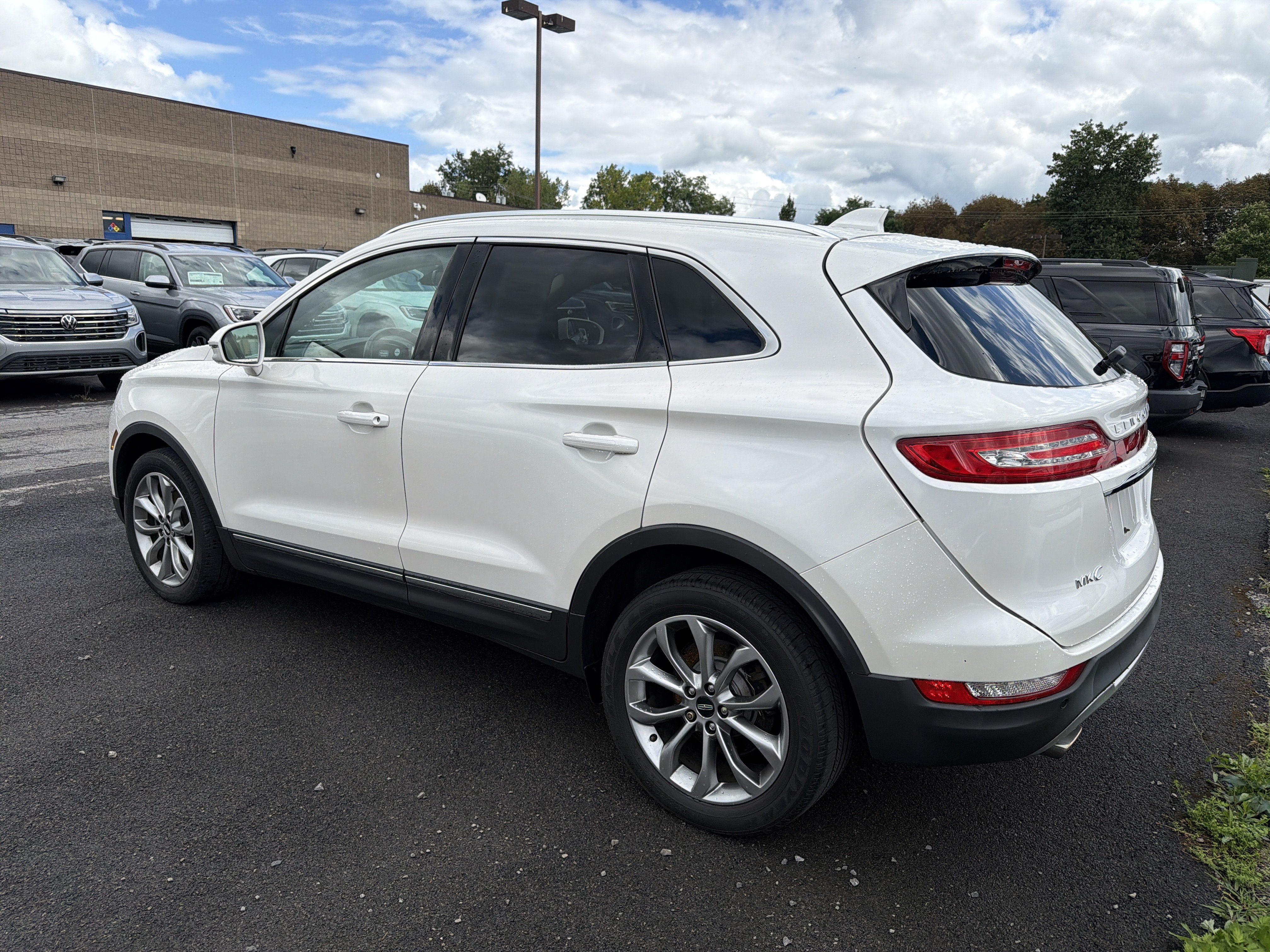 Used 2019 Lincoln MKC Select w/ Select Plus Package AWD/4WD image 4