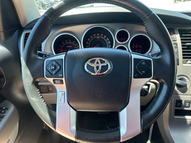 Used 2014 Toyota Sequoia SR5 AWD/4WD image 16
