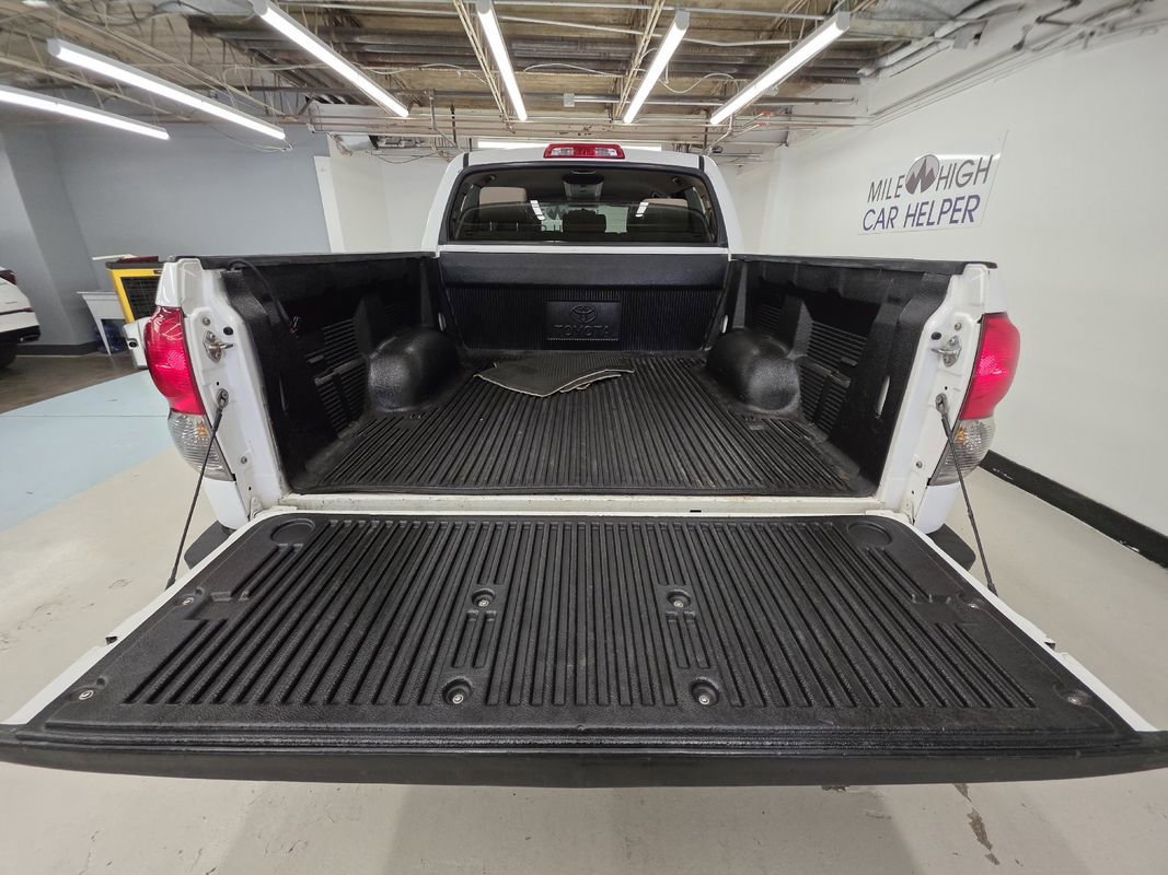 Used 2009 Toyota Tundra 4x4 CrewMax image 14