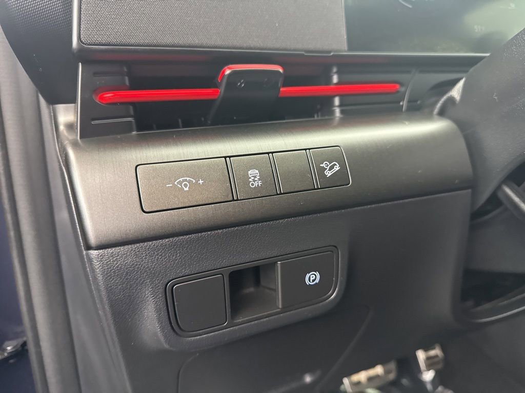 Used 2024 Hyundai Kona N Line image 30
