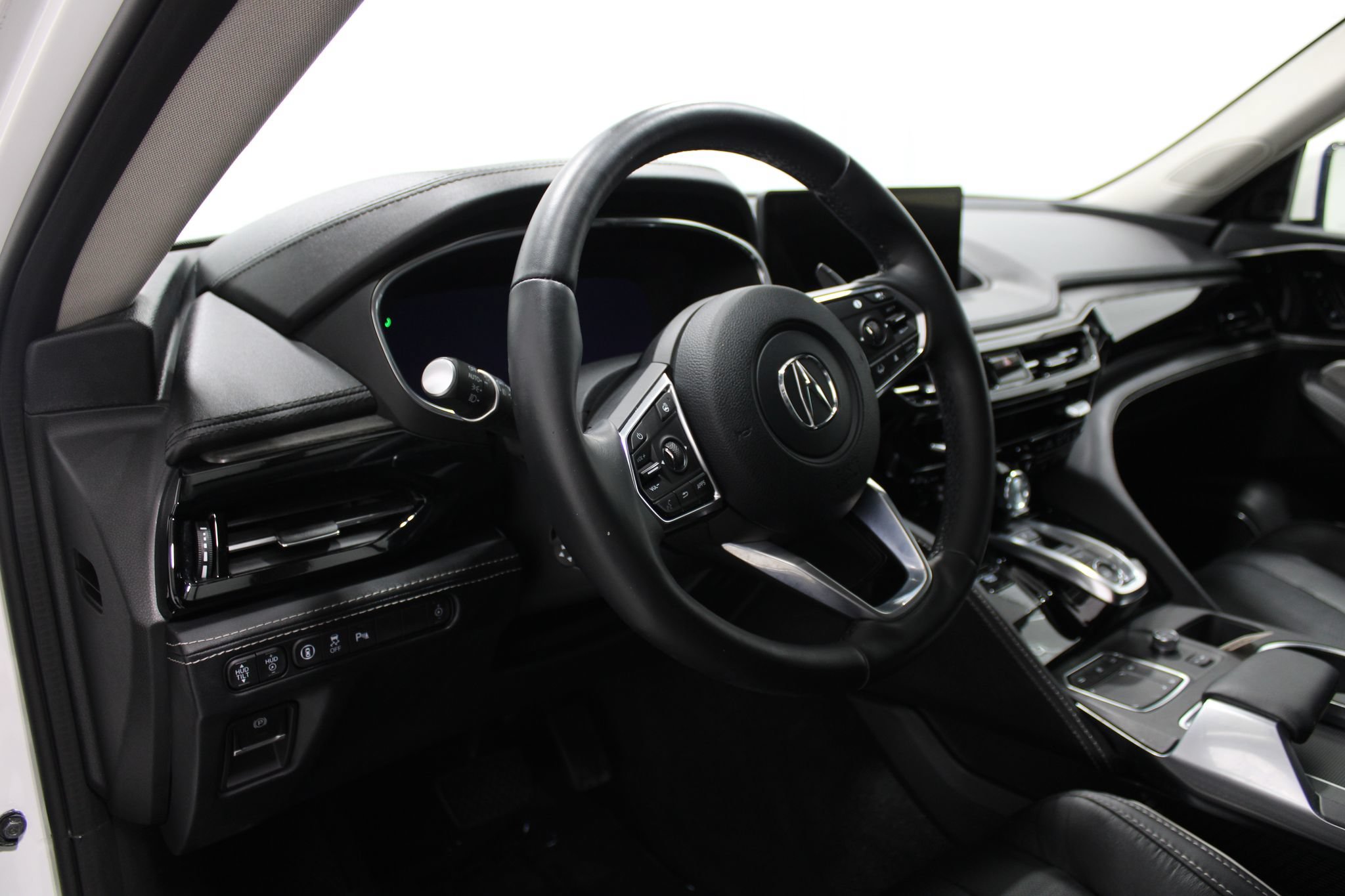 Used 2023 Acura MDX w/ Advance Package AWD/4WD image 12