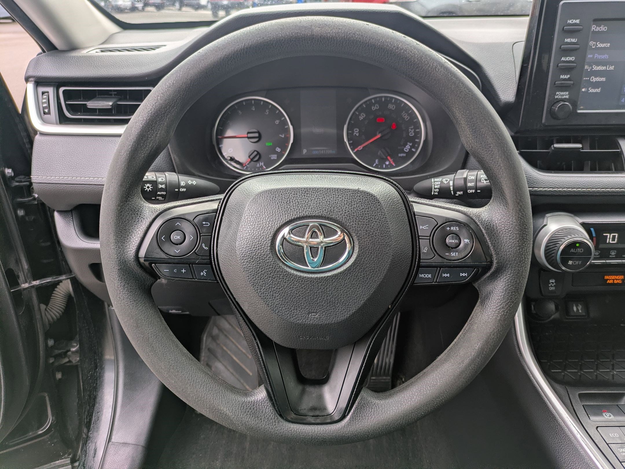 Used 2017 Subaru Outback 2.5i Premium image 17