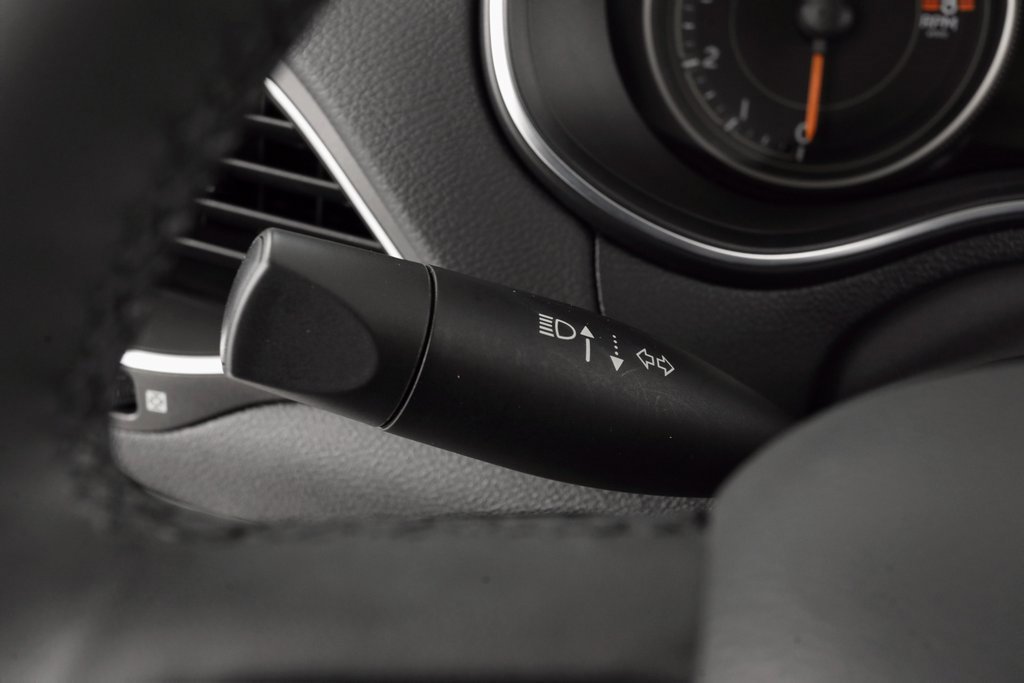 Certified 2021 Jeep Cherokee Trailhawk image 25