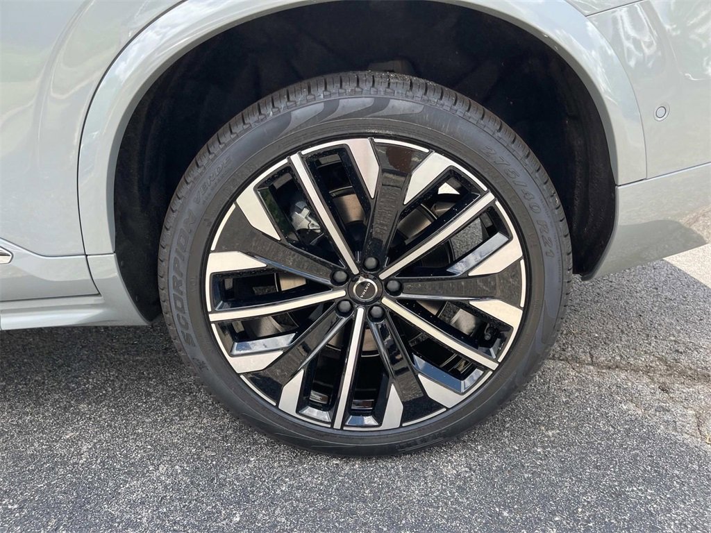 New 2026 Volvo XC90 B6 Ultra image 10