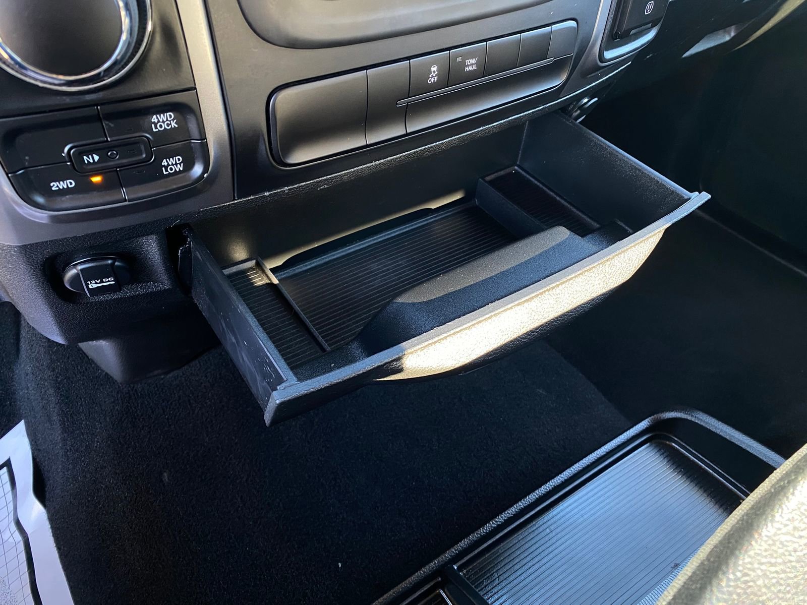 Used 2023 RAM 1500 Classic SLT image 17