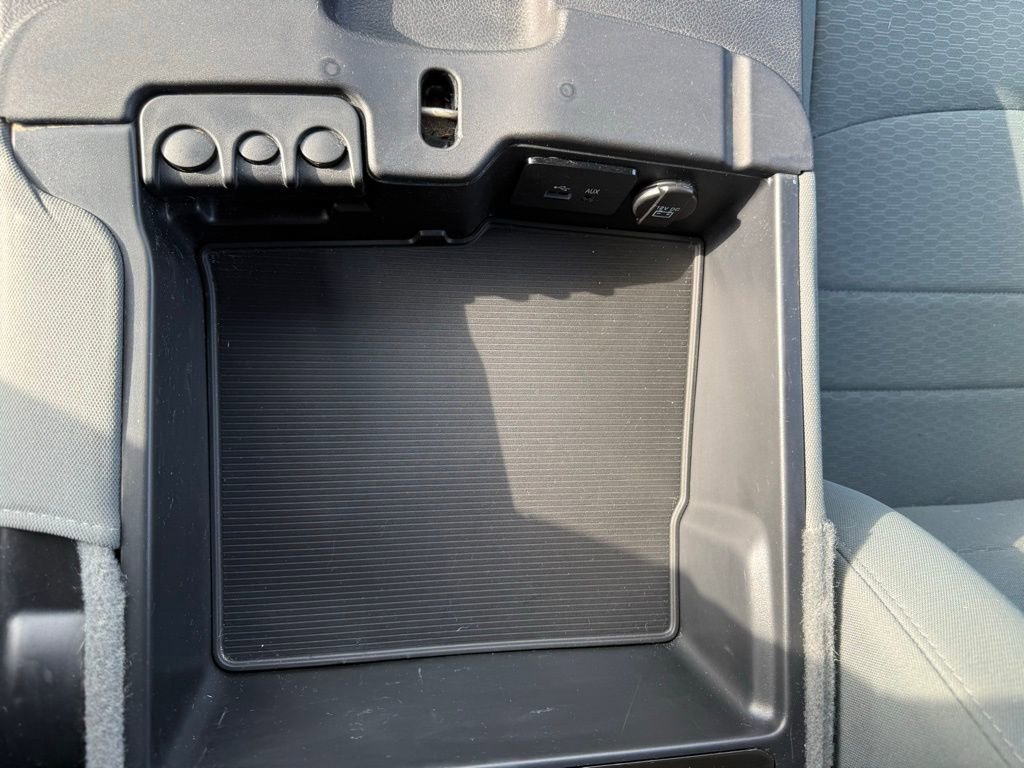 Used 2017 RAM 1500 Express image 27