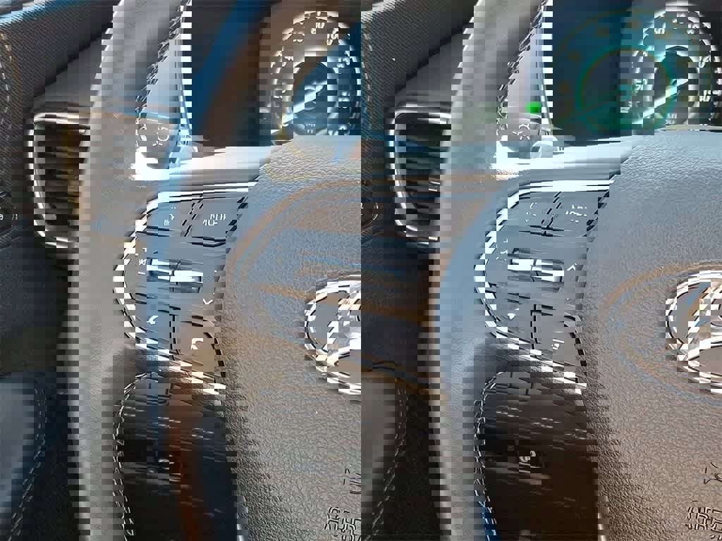 Used 2022 Hyundai Santa Fe Limited w/ Cargo Package image 22